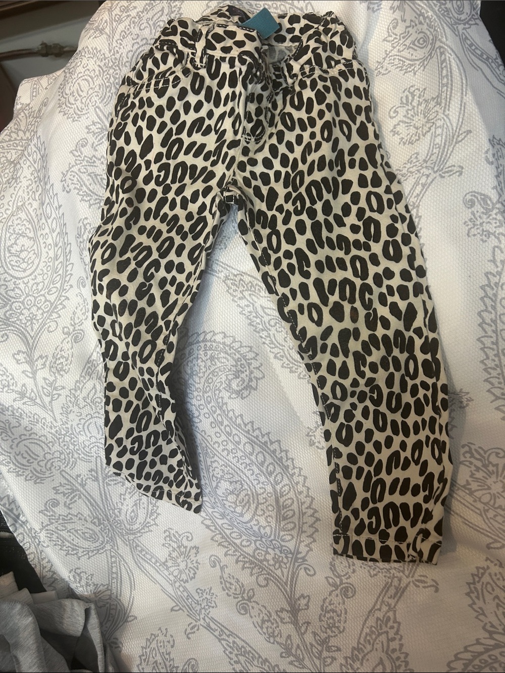 Place Cream Leggings with Black Leopard Print